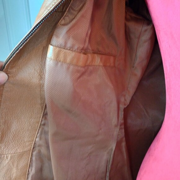 Tan Faux-Leather Jacket (Women’s S) — Chic Transitional Layer - Picture 8 of 15